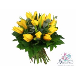 Buchet 15 lalele galbene